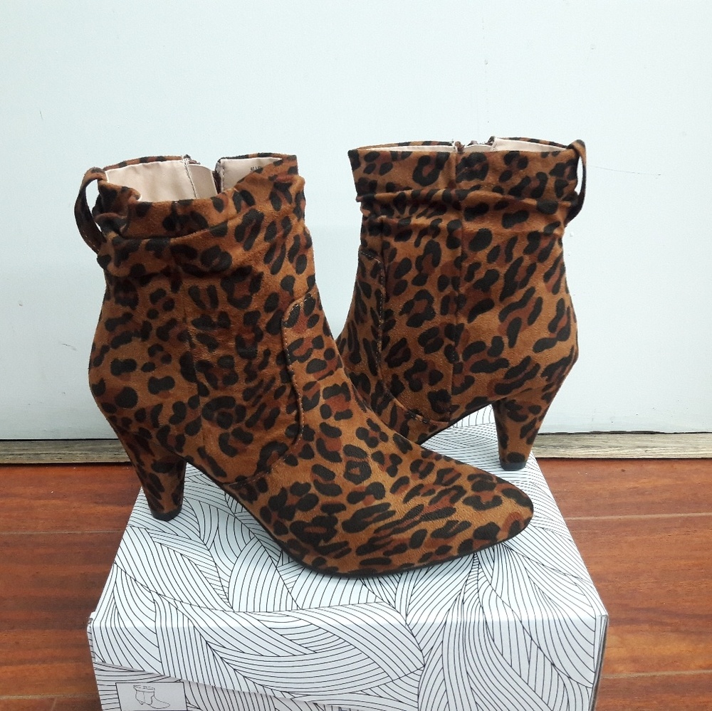Chase and Chloe booties